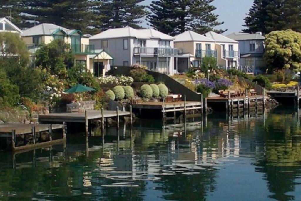 Nest - Charming, Comfortable Coastal Villa Порт-Фейри Экстерьер фото